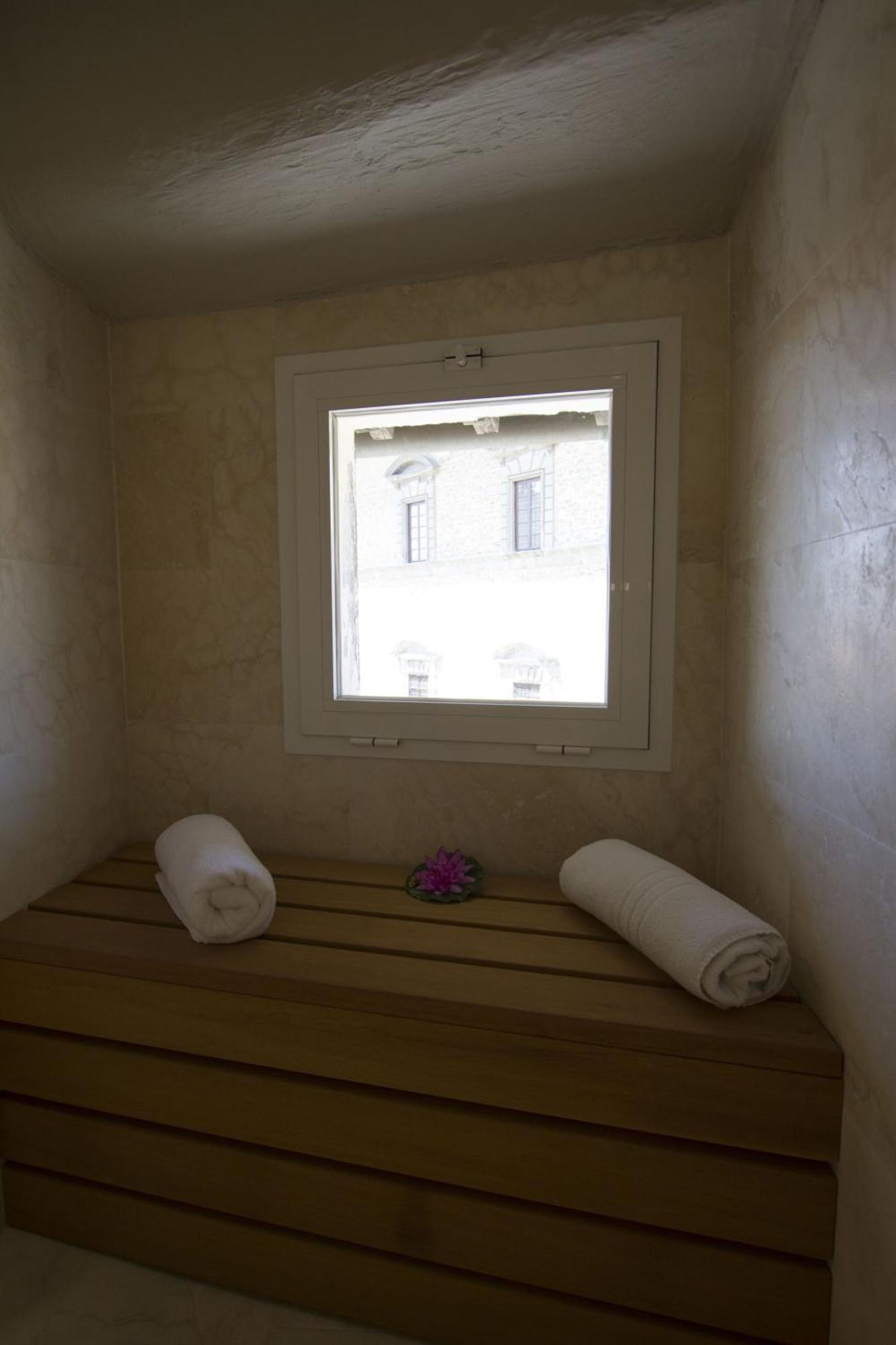 Cortona Suite