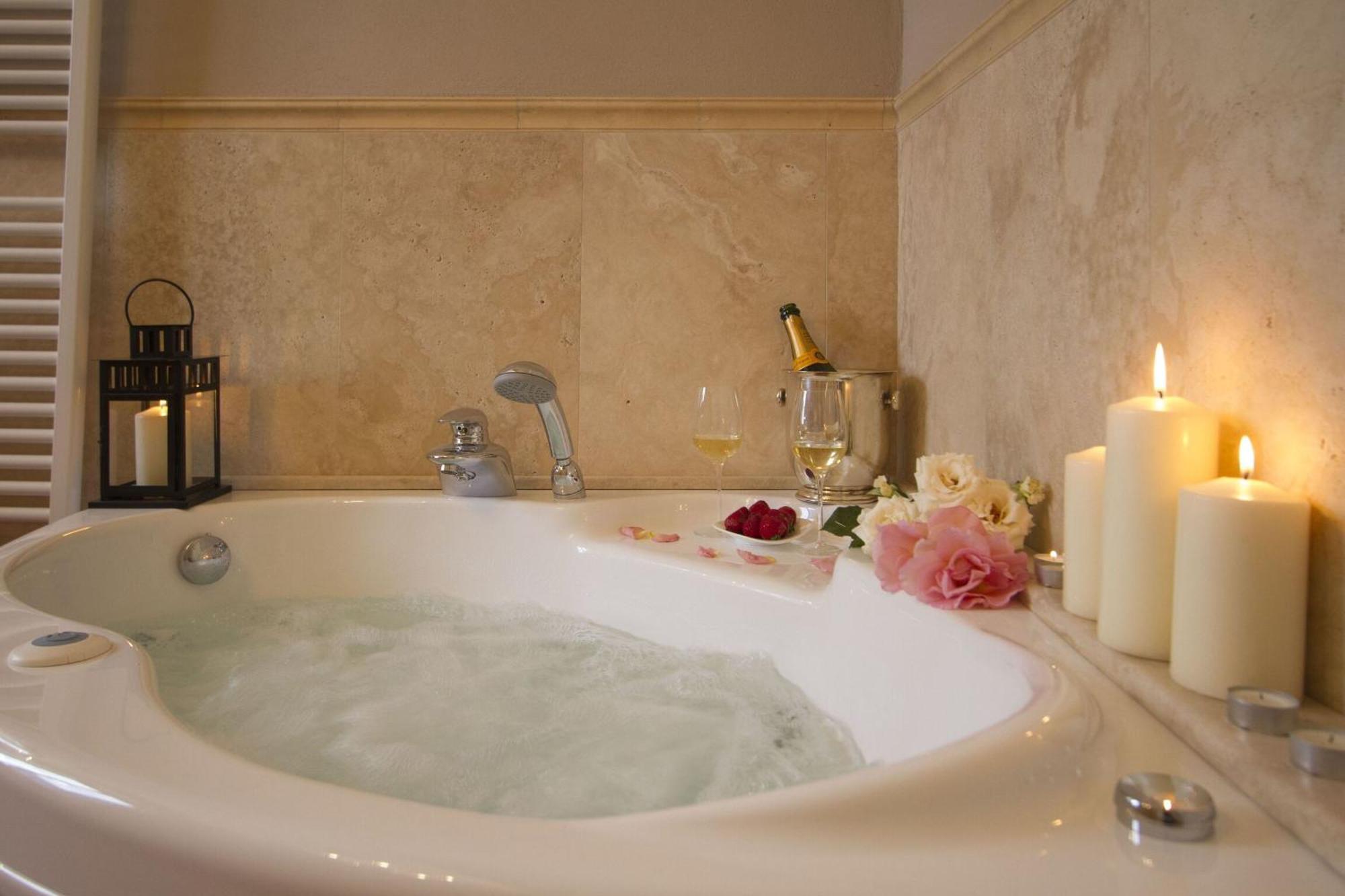 Cortona Suite Bed & Breakfast 2*